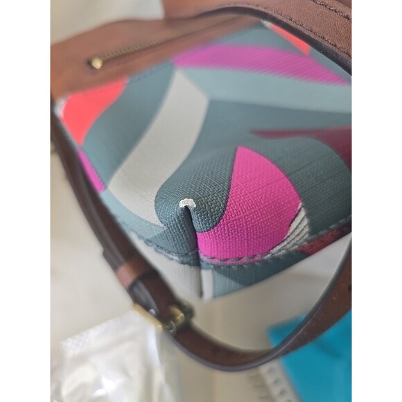 Fossil Leather & Vinyl Geometric Colorful Chevron KEY Crossbody Purse - Picture 6 of 7